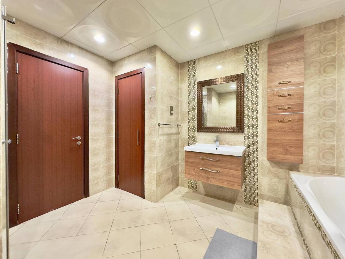 Ar Holiday Home Jbr 2 Dubai Esterno foto